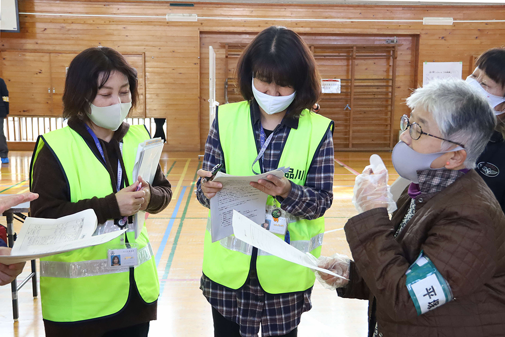 掲揚小学校での訓練の様子