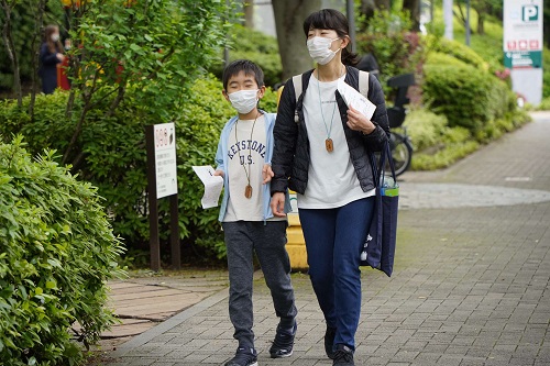 参加者２人組目黒川沿道