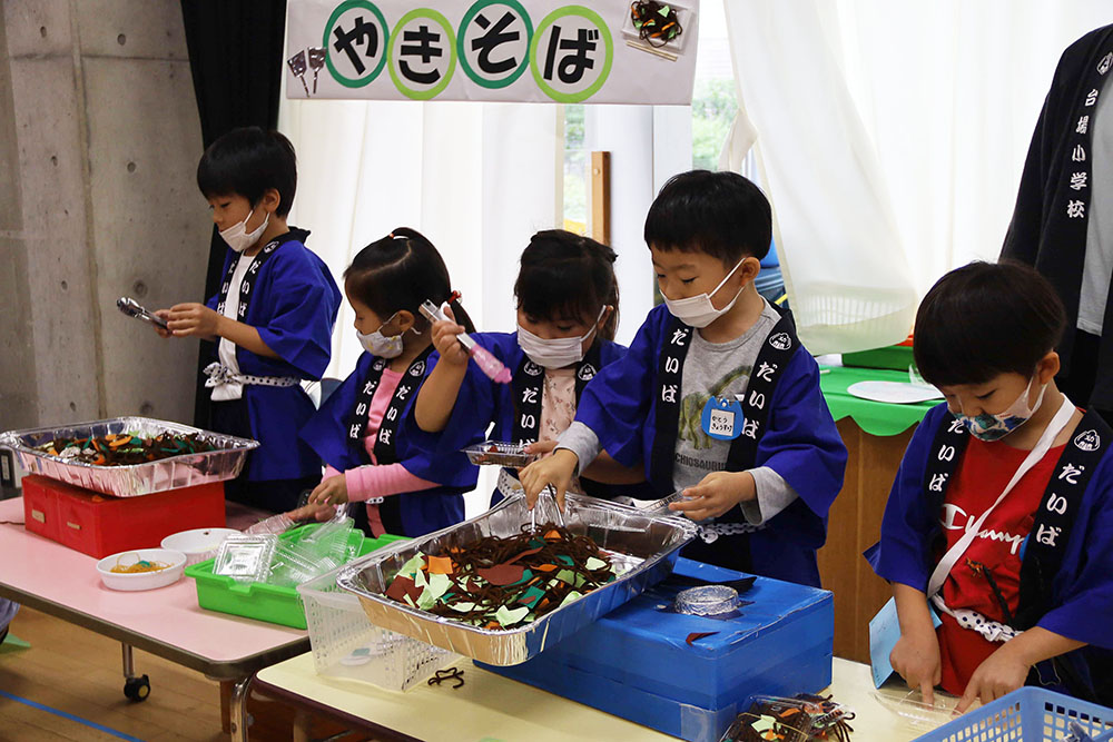 やきそば屋台の写真