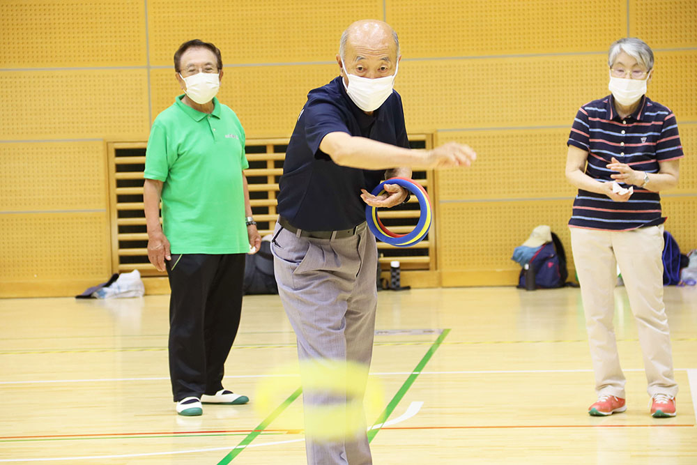 品高連加藤会長の競技写真