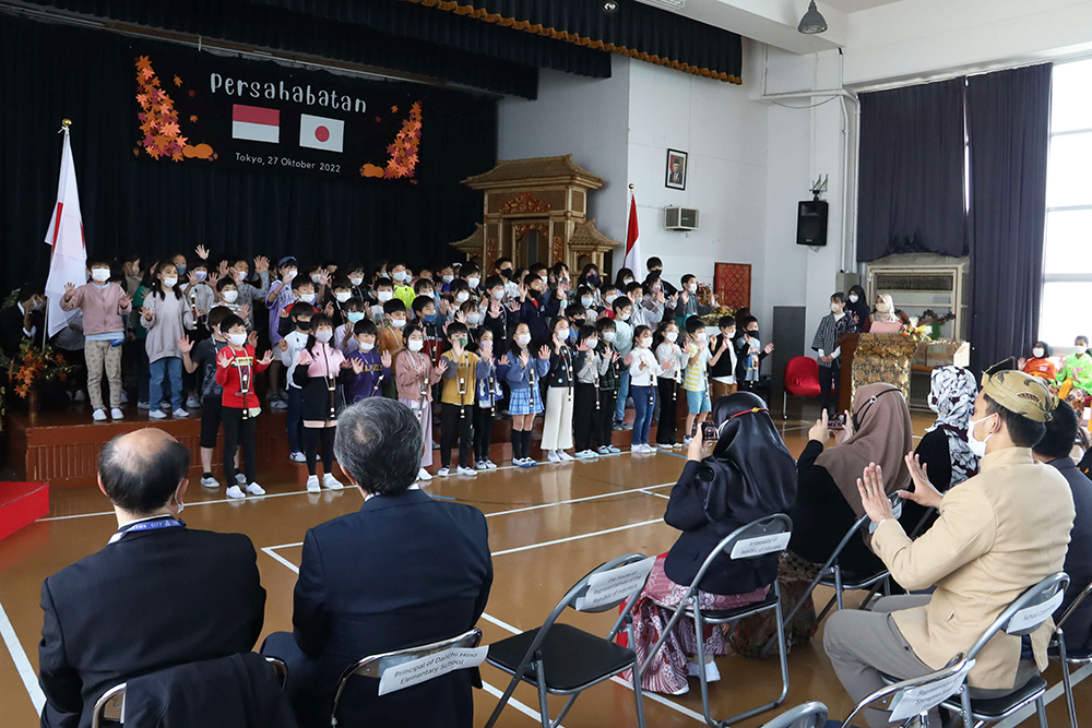 第一日野小学校児童による歌の披露