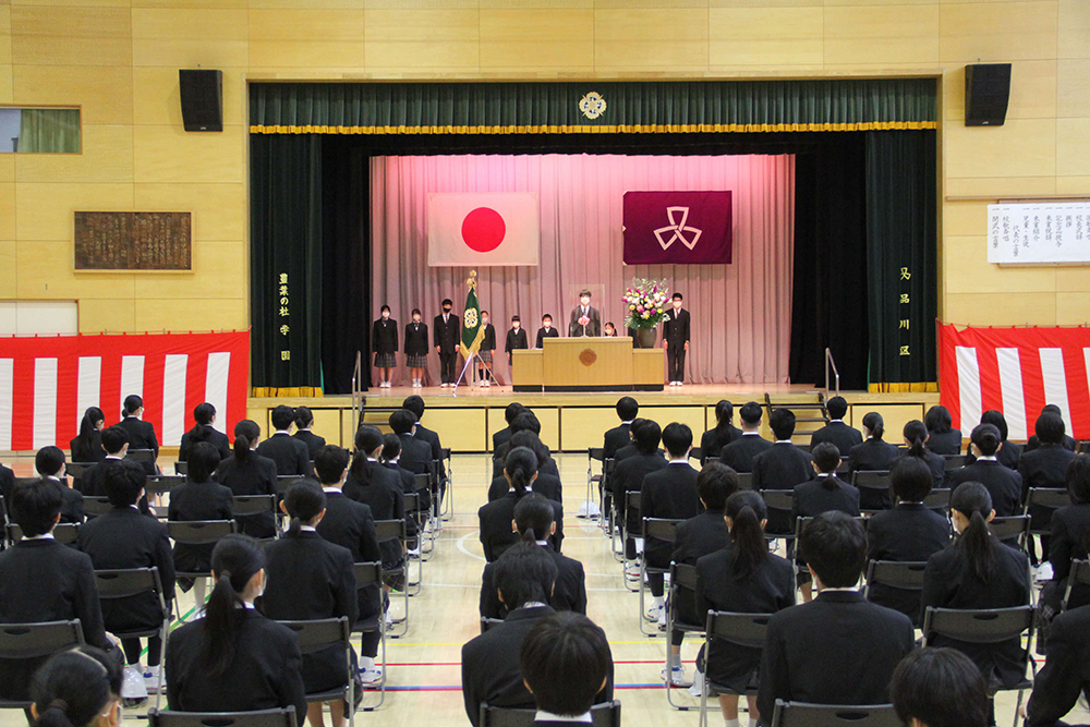 児童・生徒代表の言葉　ステージ広め