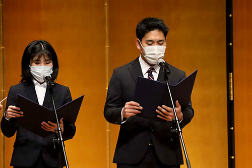 二十歳の集い実行委員の区民憲章朗読