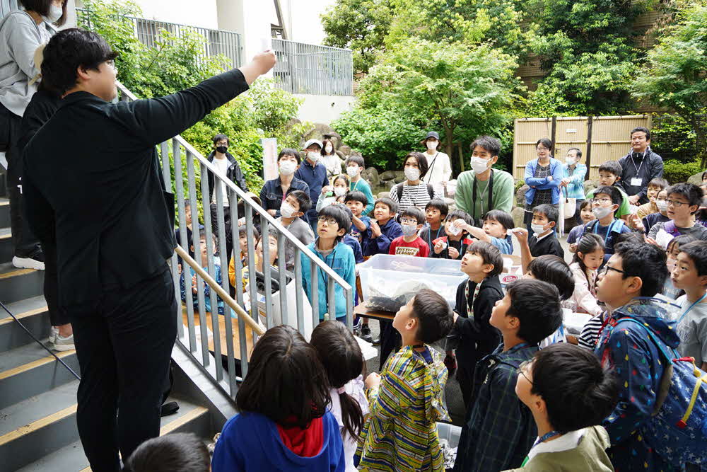 盛り上がる抽選会