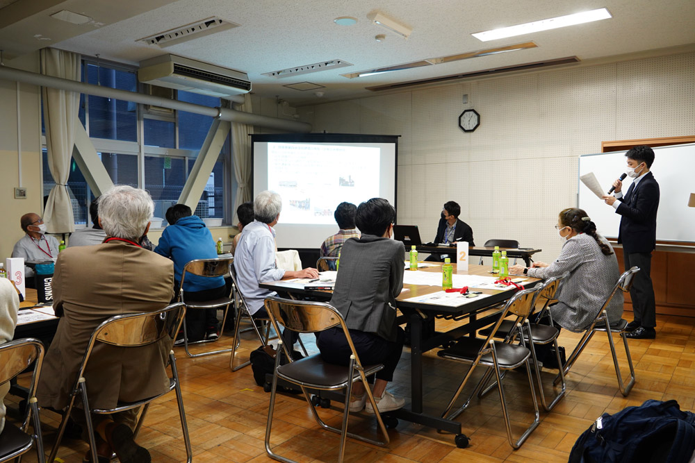 初めに品川区職員から説明