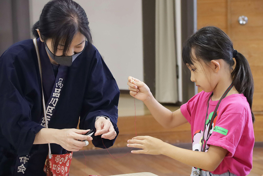 子どもに教える講師