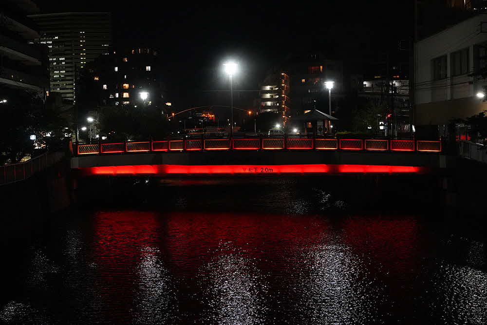 ライトアップされた品川橋
