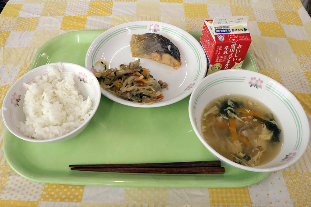 本日の給食の写真