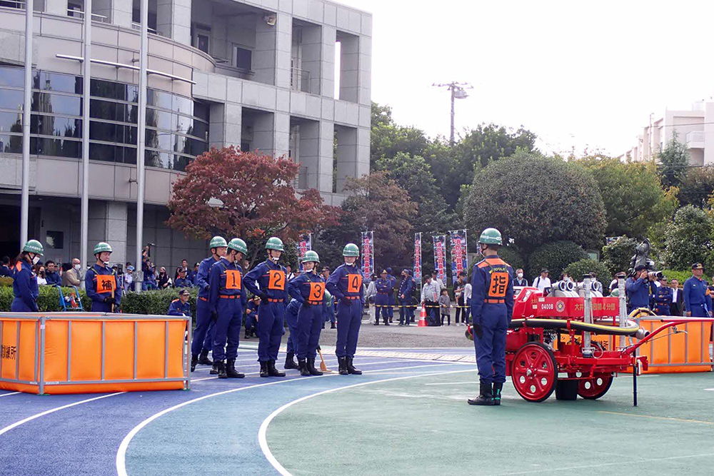 出動する大井消防団の画像