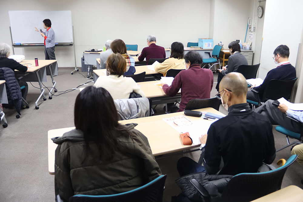 講座会場広めの画像