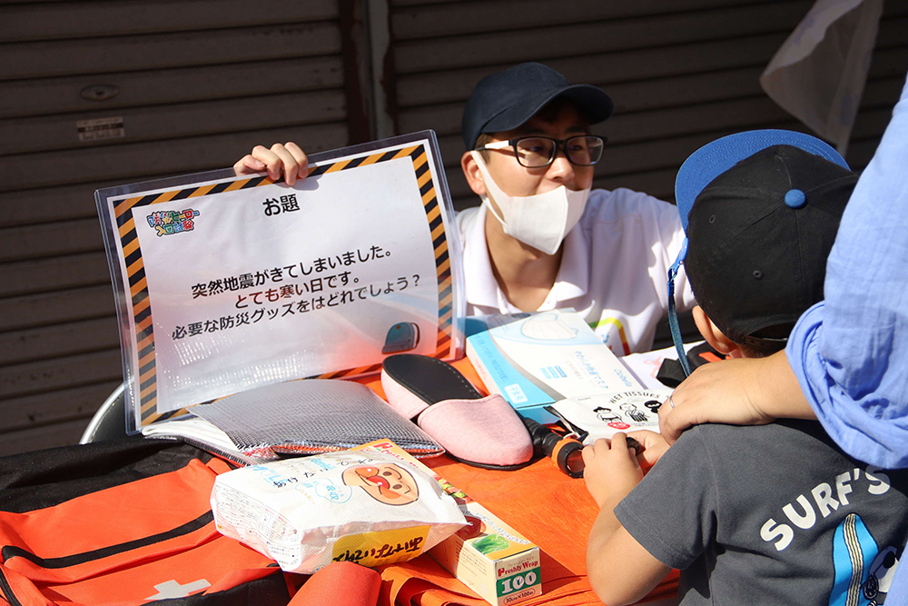防災リュック間違い探しコーナーの画像