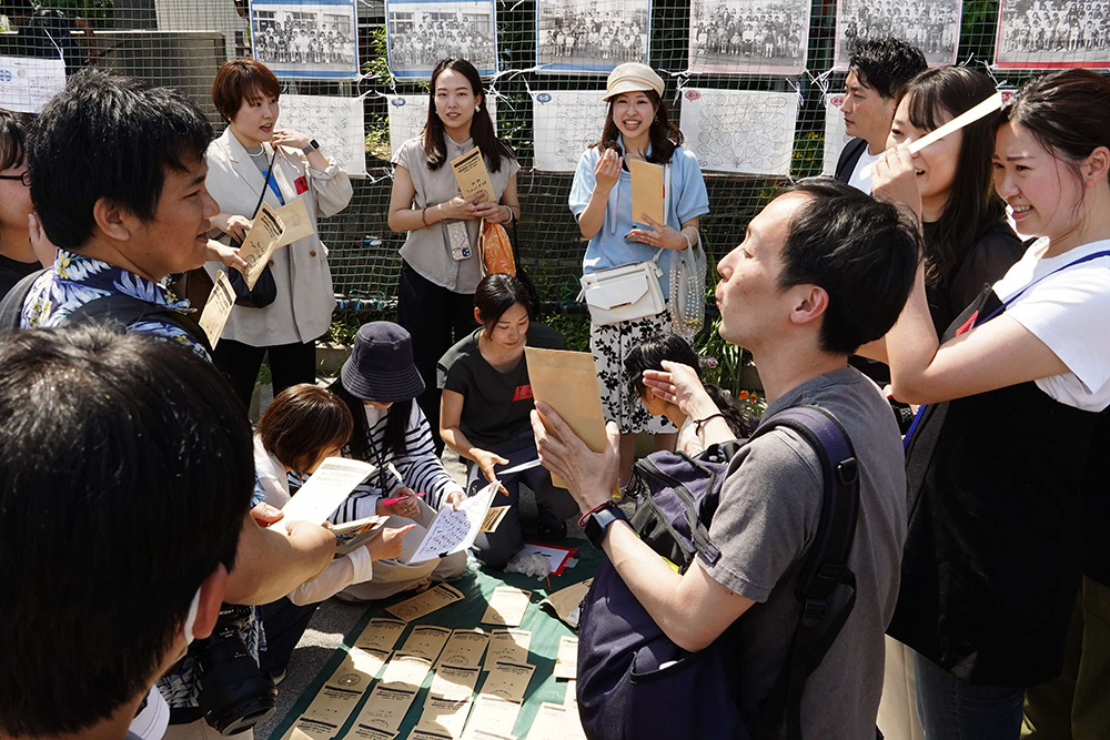 タイムカプセルの当人たちの写真