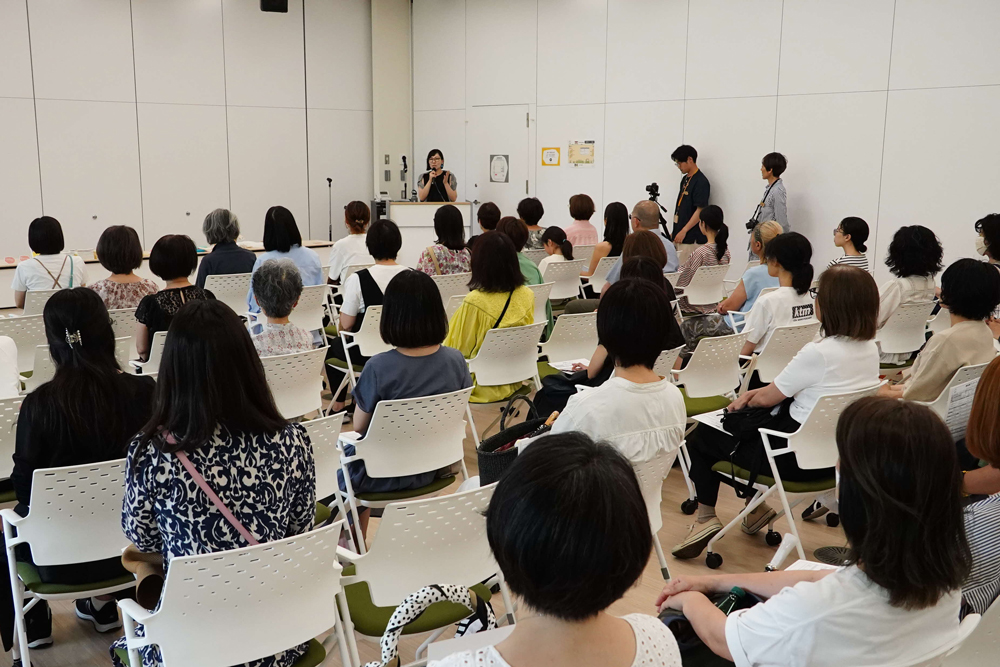 会場の様子の写真