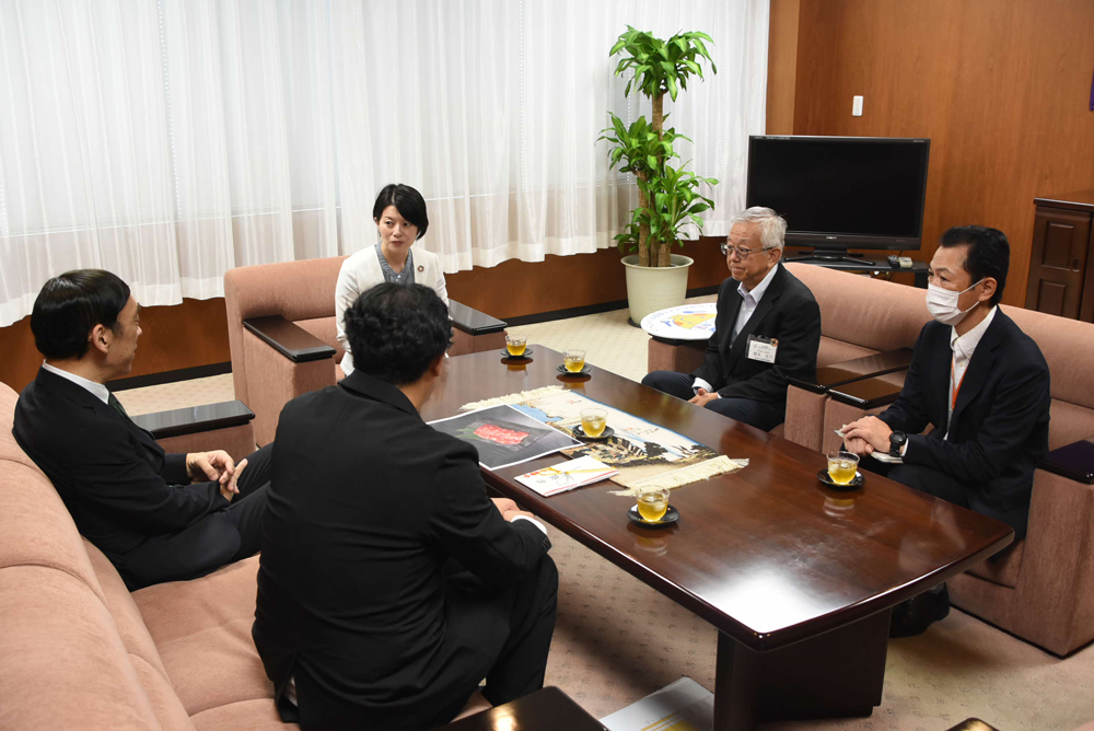 会場全体の様子の写真