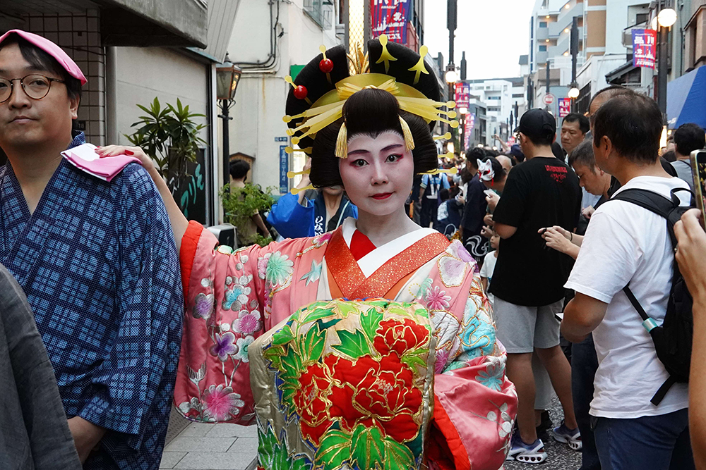 おいらん道中の様子