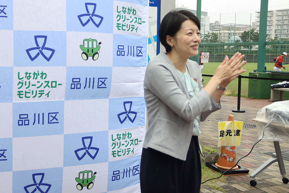 森澤区長がコメントしている写真