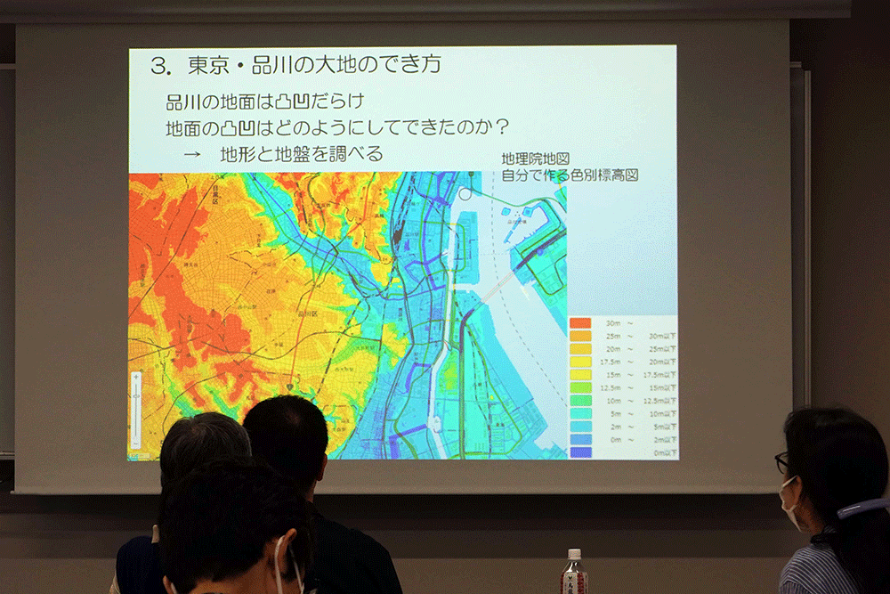 品川の地形スクリーン投影の写真