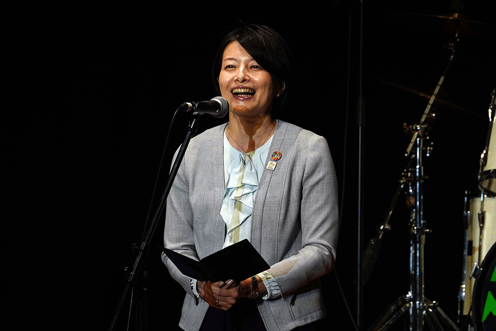 森澤区長があいさつしている写真