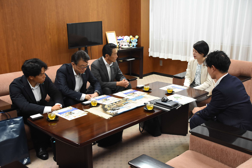 会場全体の画像