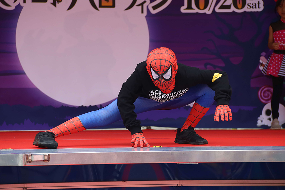 ハロウィンファッションショーの画像