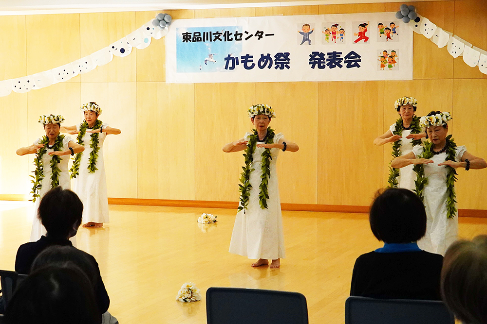 フラダンスの様子