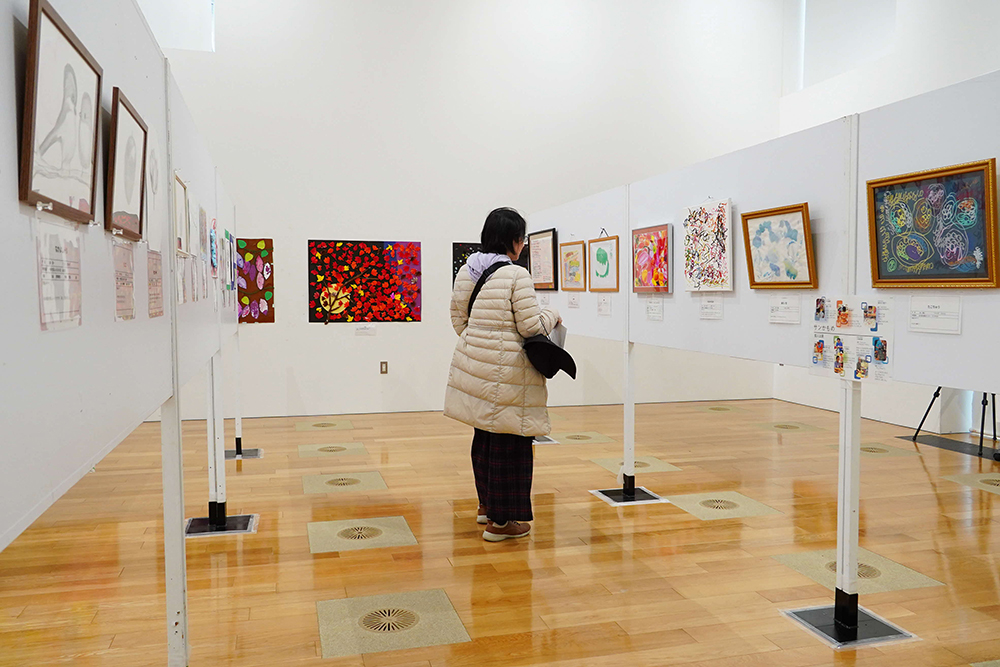 障害者作品展の画像