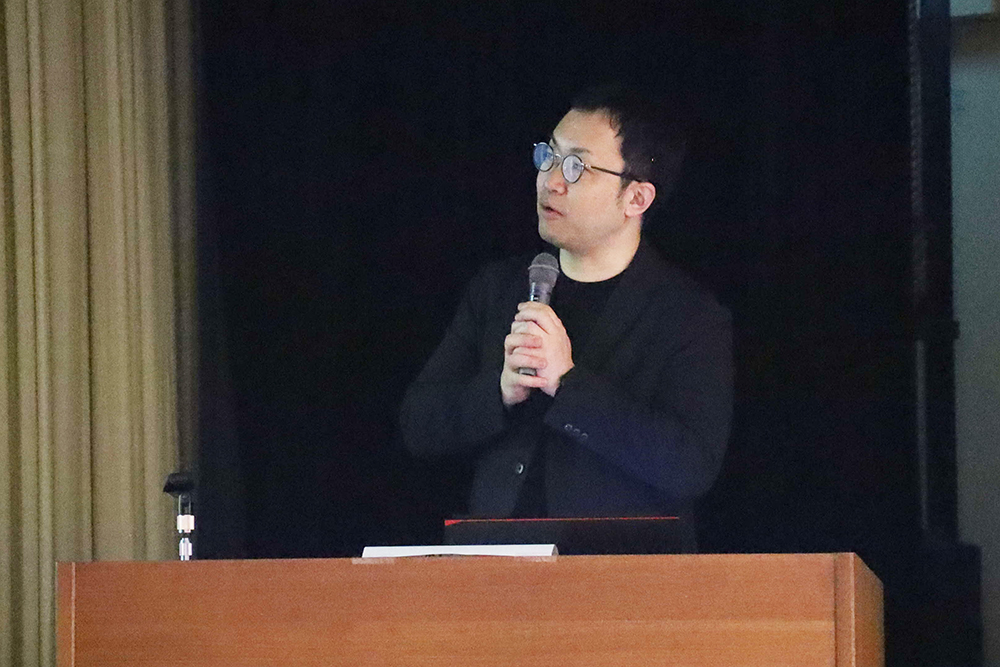 講師の近藤教授の画像