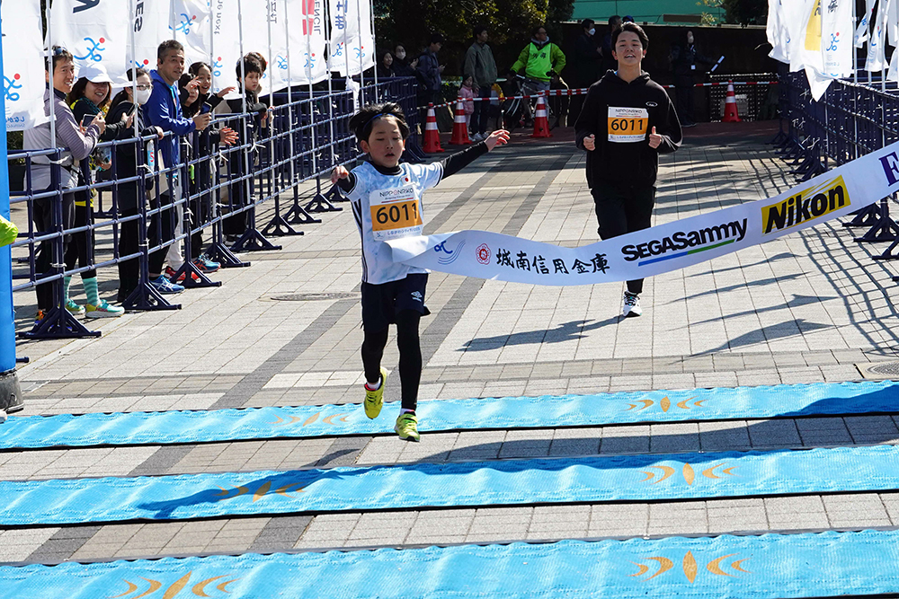 ファミリーラン1km1位の写真