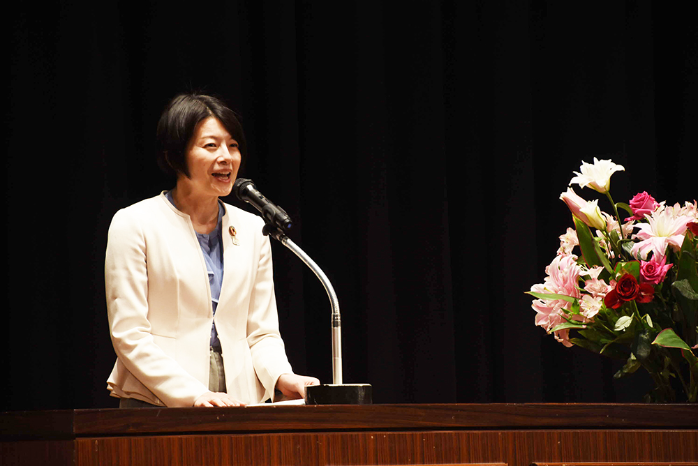 挨拶をする森澤区長の画像
