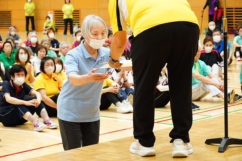 表彰される参加者の画像