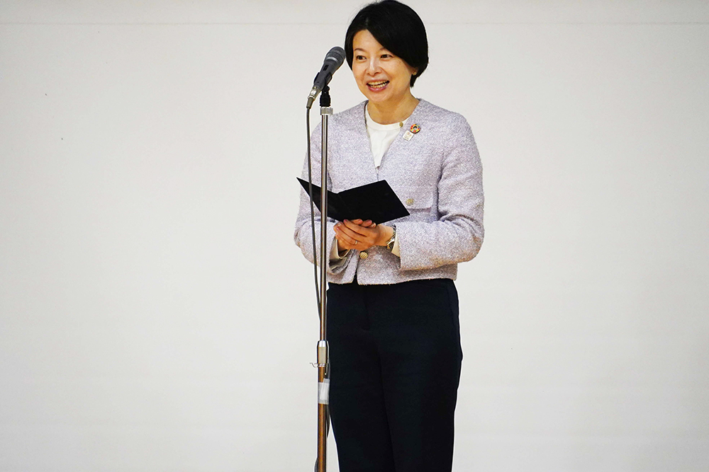 森澤区長が挨拶をしている写真