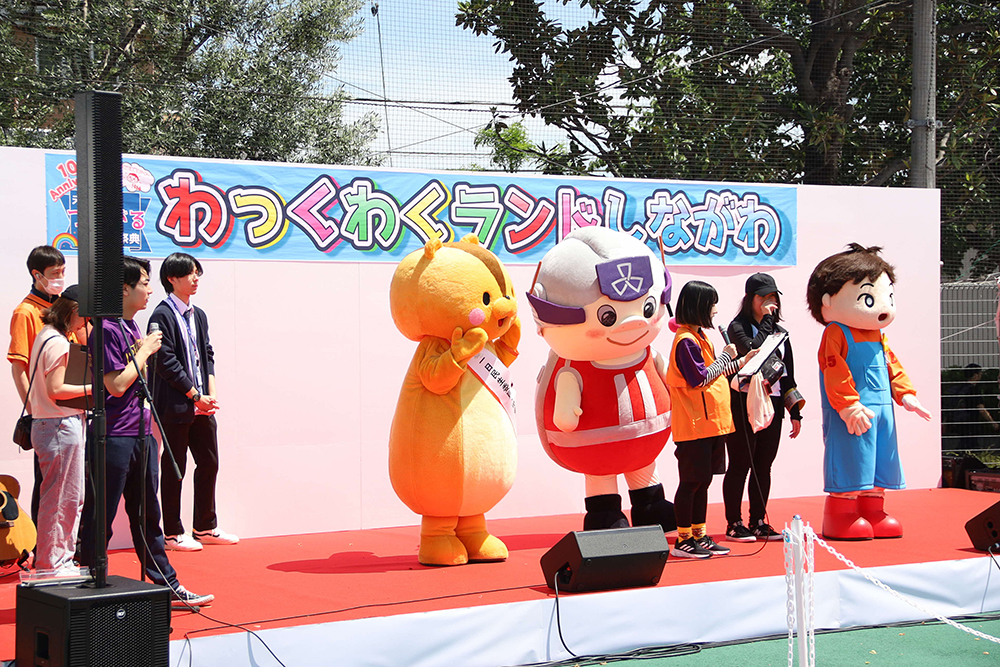 開会式の画像