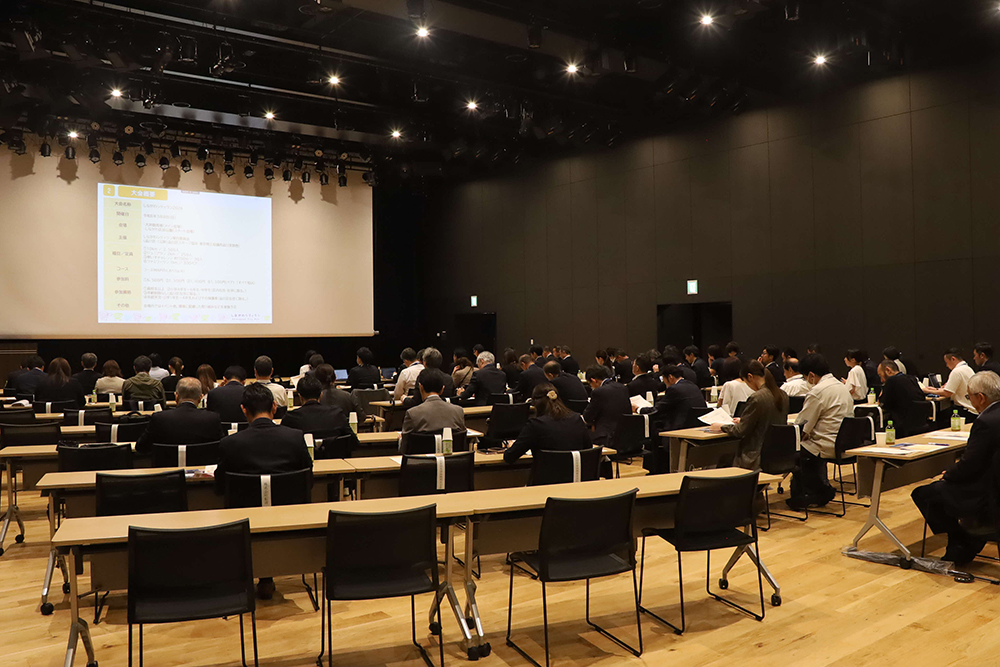 会場広めの画像
