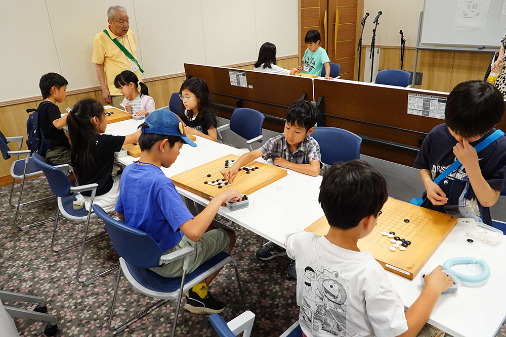 13路盤の区長杯Dクラス 対局の様子