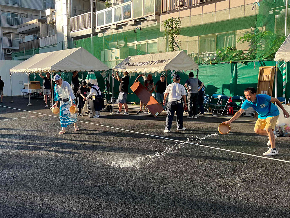 打ち水の写真