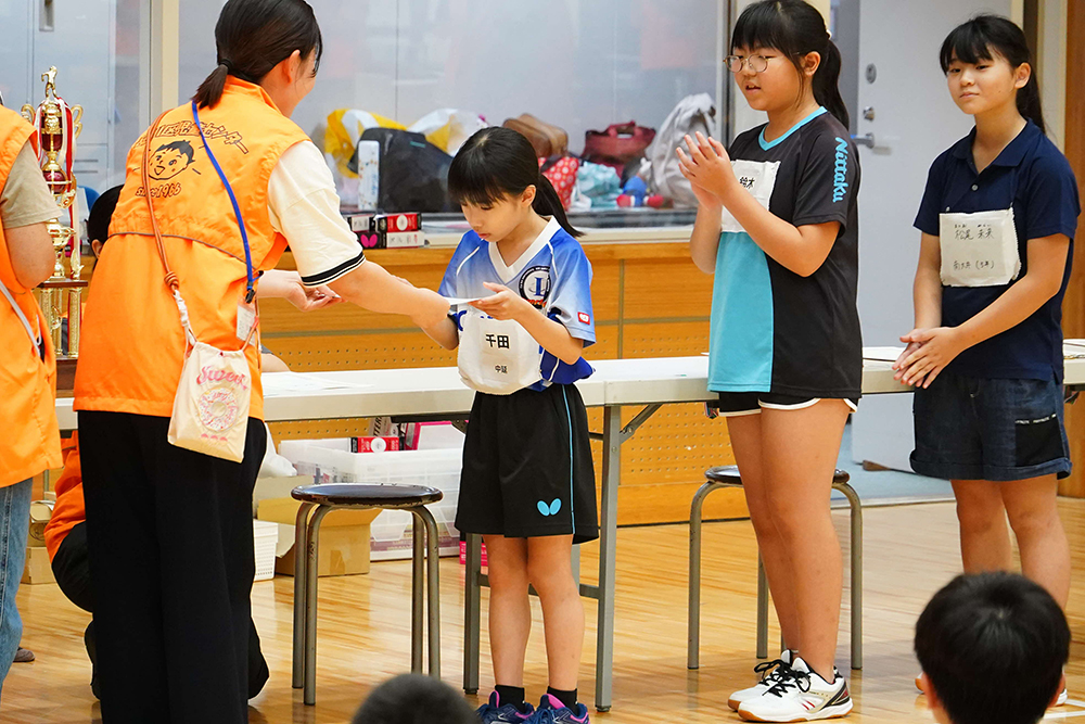 女子の部表彰式の写真