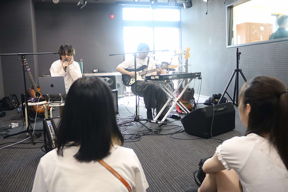 ミニライブの画像
