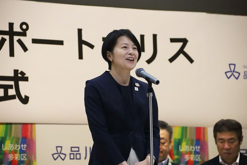 区長が挨拶をしている写真