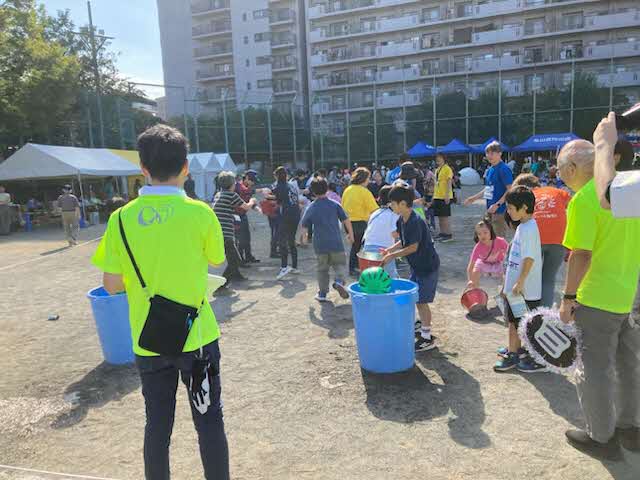 バケツリレー競争