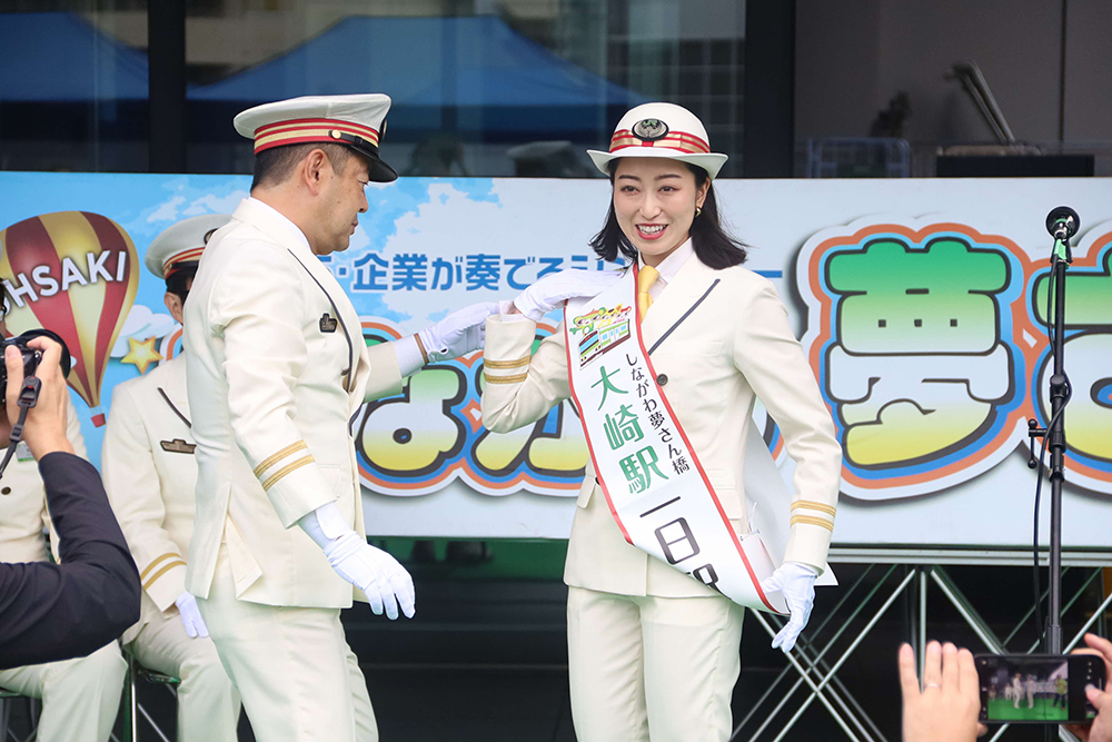 1日大崎駅長任命の画像