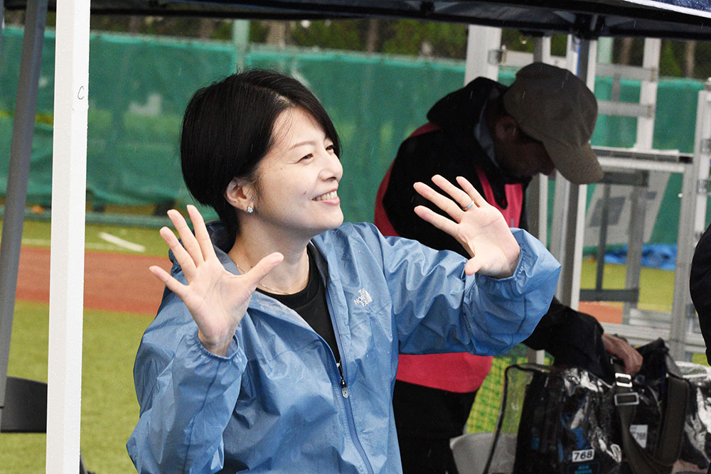 社協音頭をする森澤区長の画像