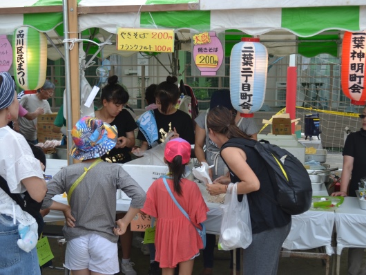 地区委員会焼きそば・フランク