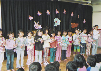 中延保育園で「ひなまつり会」画像
