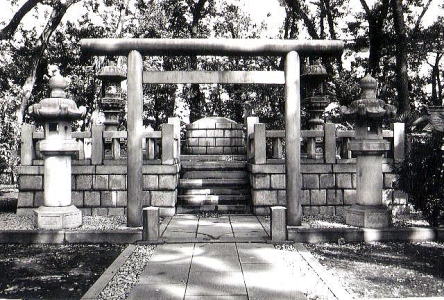 伊藤博文墓（西大井6-10-18）