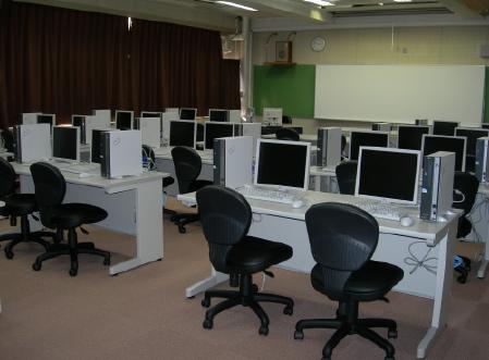 パソコン講習室