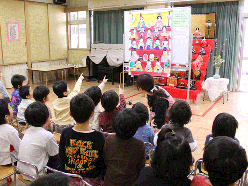 三ツ木保育園のひな祭り会