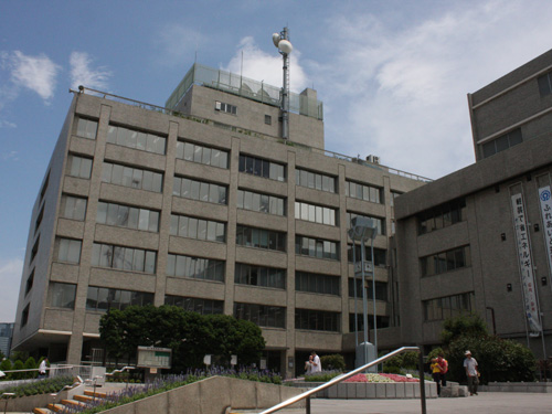 品川区役所総合庁舎の耐震改修工事が竣工
