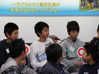 小学生夢を語る