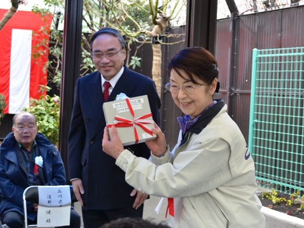 かやの木の広場（カギの引渡し）