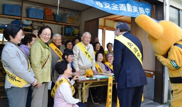 春の交通安全運動（二葉神明町会）1